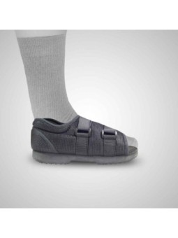 Chaussure post opératoire...