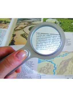 Petite loupe éclairante Eco